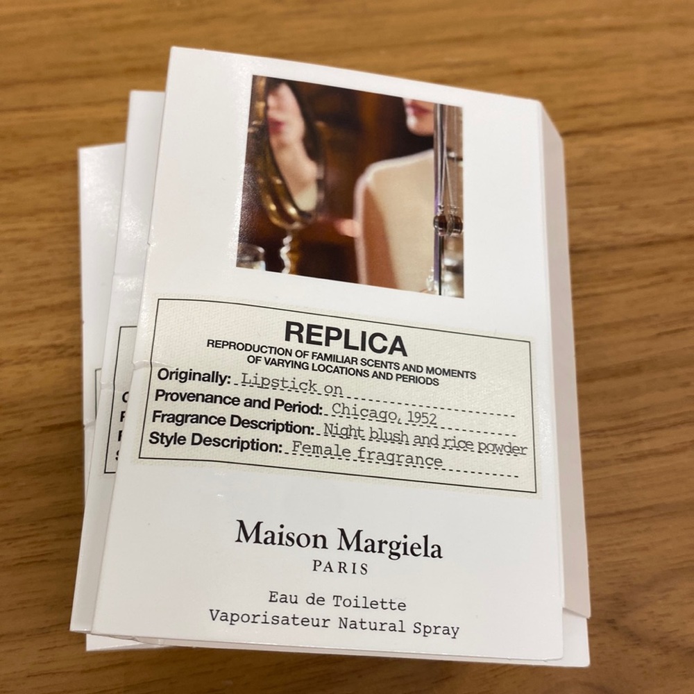 REPLICA by Maison Margiela - “Lipstick On” fragrance samples-set…